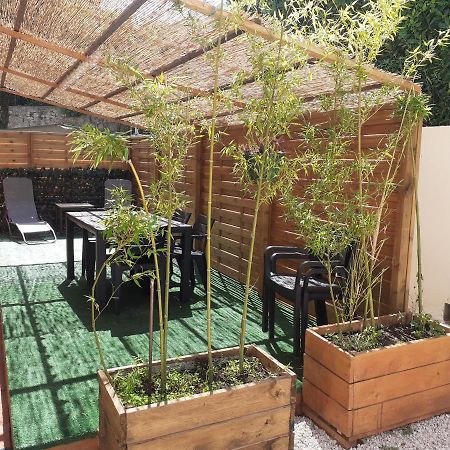 Location Vacances T4 Bas De Villa Toulon Bagian luar foto